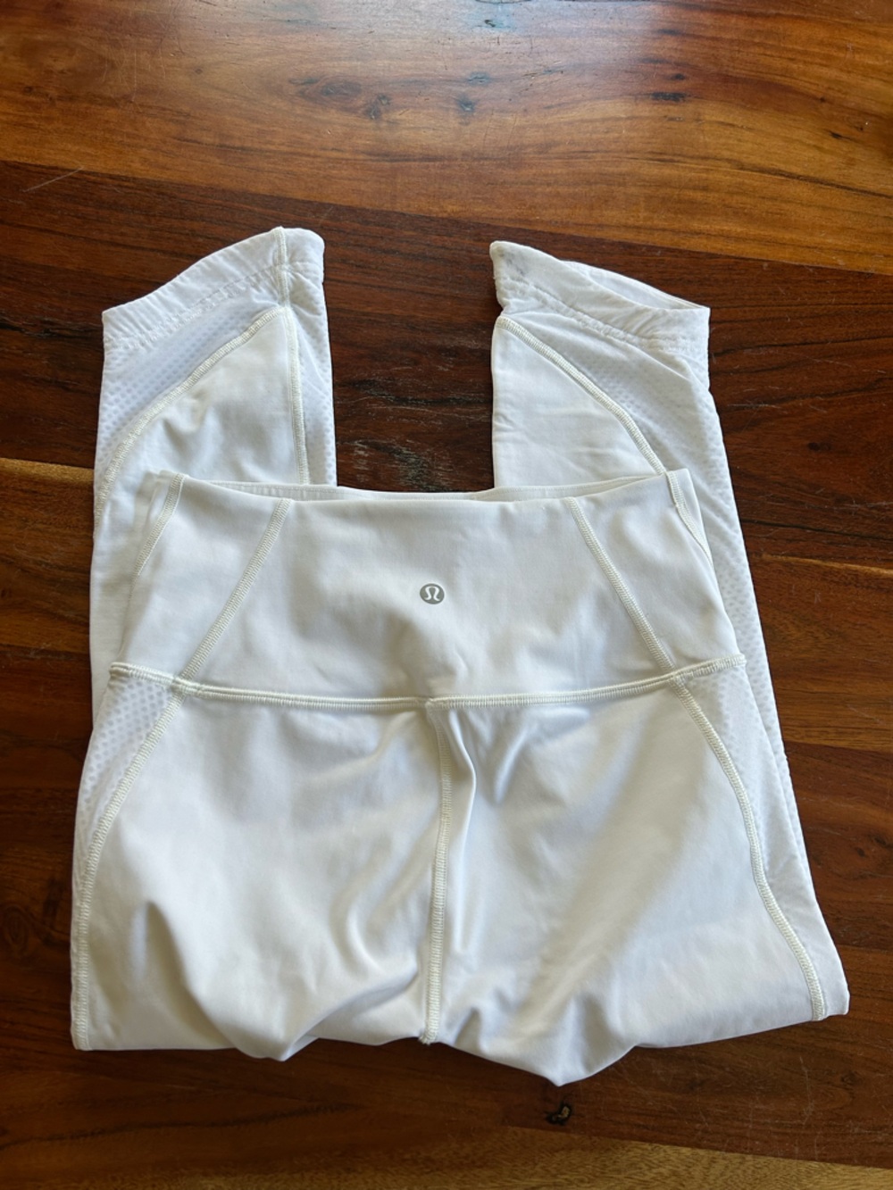 Lululemon cropped white leggings mesh detail